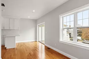 10 Windsor St, Worcester, MA 01605 - Photo 13