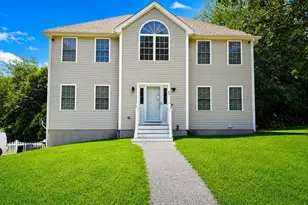 25 Winston Cir, Haverhill, MA 01830 - Photo 1
