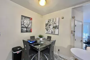 31 Queensberry, Boston, MA 02215 - Photo 7