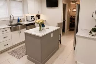 27 Sumner St, Brockton, MA 02301 - Photo 7
