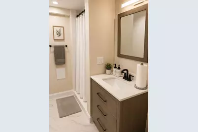 27 Sumner St, Brockton, MA 02301 - Photo 23