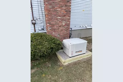 27 Sumner St, Brockton, MA 02301 - Photo 25