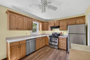 330 Cross Rd, Dartmouth, MA 02747 - Photo 21