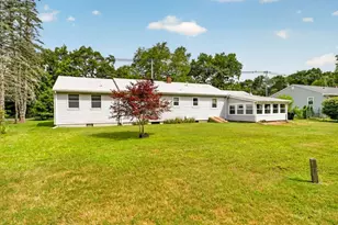330 Cross Rd, Dartmouth, MA 02747 - Photo 5