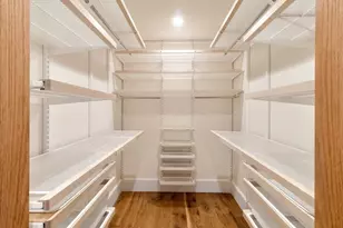 33 Sleeper St, Boston, MA 02210 - Photo 23