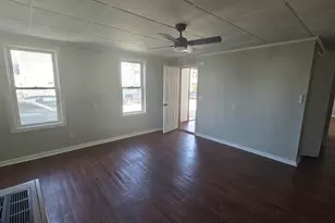 71 Stewart St, Fall River, MA 02720 - Photo 7
