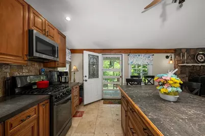 237 Boston Rd, Palmer, MA 01069 - Photo 7