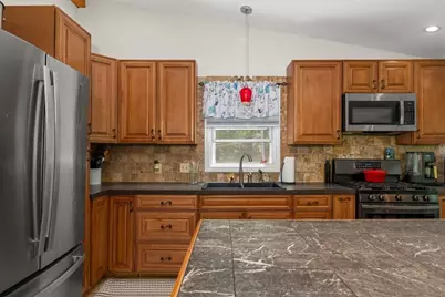 237 Boston Rd, Palmer, MA 01069 - Photo 5