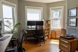 58 Bromfield St, Quincy, MA 02170 - Photo 11