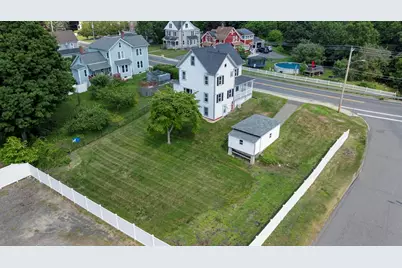109 South St, Ware, MA 01082 - Photo 9