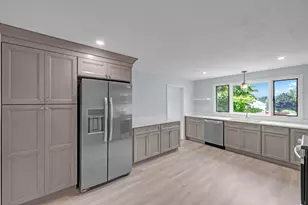 109 South St, Ware, MA 01082 - Photo 13