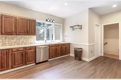 38 Fifth Street #38, Medford, MA 02155 - Photo 9