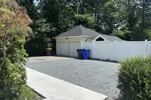 435 Stetson St, Fall River, MA 02720 - Photo 3