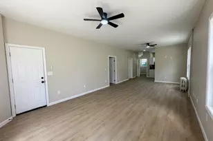 435 Stetson St, Fall River, MA 02720 - Photo 9