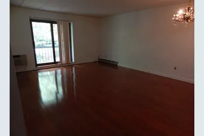 85 Commons Dr #207, Shrewsbury, MA 01545 - Photo 3