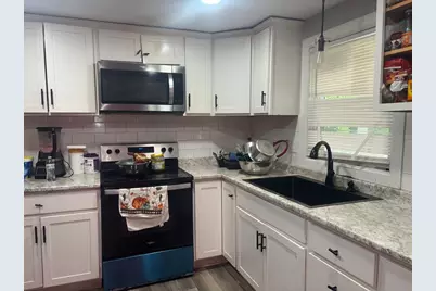 119 Massreco St, Springfield, MA 01109 - Photo 9