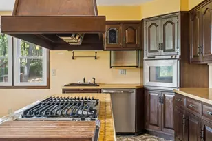 22 Long Neck Rd, Wareham, MA 02538 - Photo 9