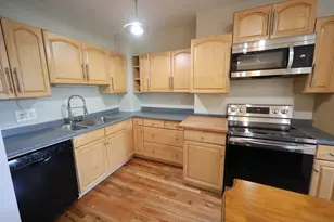 318 Tappan St, Brookline, MA 02445 - Photo 7
