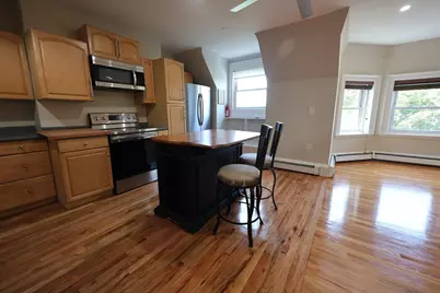 318 Tappan St. #3, Brookline, MA 02445 - Photo 5