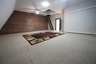 318 Tappan St, Brookline, MA 02445 - Photo 15