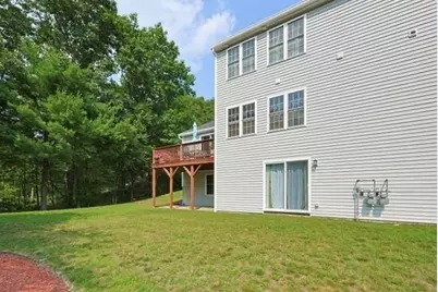 42 Mountain Laurel Ln #32, Fitchburg, MA 01420 - Photo 5
