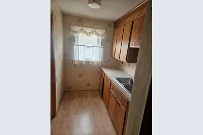 117 Bellevue Ave, Dracut, MA 01826 - Photo 15