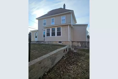 117 Bellevue Ave, Dracut, MA 01826 - Photo 3