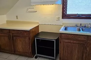 11-19 Cook St, Fall River, MA 02724 - Photo 5