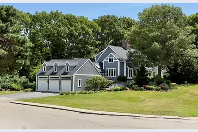 2 Bay Cliff Cir, Plymouth, MA 02360 - Photo 1