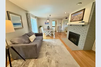 2 Bay Cliff Cir, Plymouth, MA 02360 - Photo 9