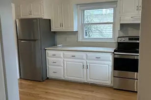 30 Beecher St, Newton, MA 02459 - Photo 3