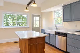 155 Oak St, Newton, MA 02464 - Photo 5