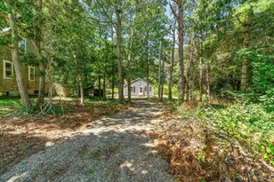 153 Dunns Pond Rd, Barnstable, MA 02601 - Photo 3