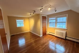 26 Pearl St, Lexington, MA 02420 - Photo 3