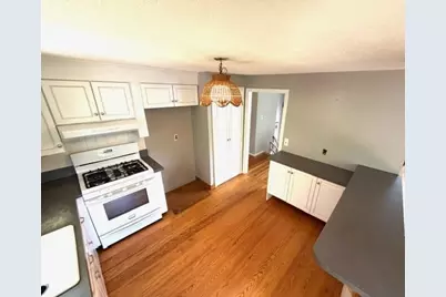 15 Frances Rd, Burlington, MA 01803 - Photo 3