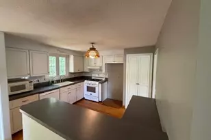 15 Frances Rd, Burlington, MA 01803 - Photo 5