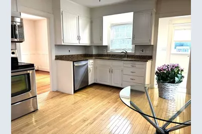 35 Emerson Street, Wakefield, MA 01880 - Photo 9