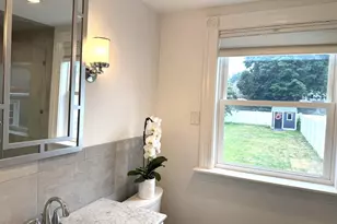 35 Emerson St, Wakefield, MA 01880 - Photo 13