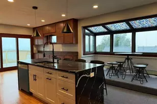 47 Prospect Ave, Winthrop, MA 02152 - Photo 5