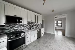 12 Eaton Ct, Wellesley, MA 02481 - Photo 9