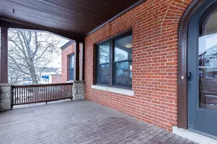 12 Eaton Ct, Wellesley, MA 02481 - Photo 1