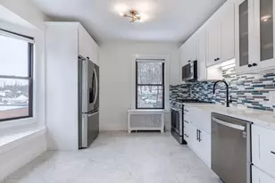 12 Eaton Ct, Wellesley, MA 02481 - Photo 7