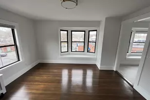 12 Eaton Ct, Wellesley, MA 02481 - Photo 5