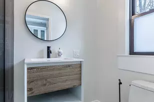 12 Eaton Ct, Wellesley, MA 02481 - Photo 5