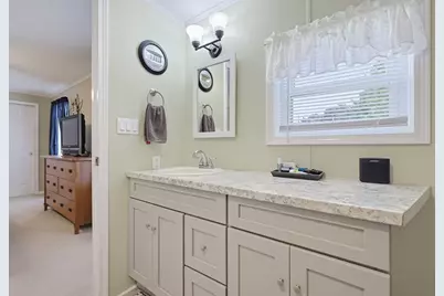 12 Fox Run, Brookfield, MA 01506 - Photo 33