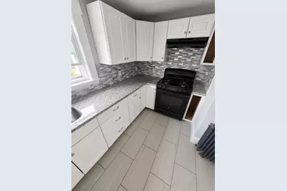 9 Pelham Ave #2, Methuen, MA 01844 - Photo 1