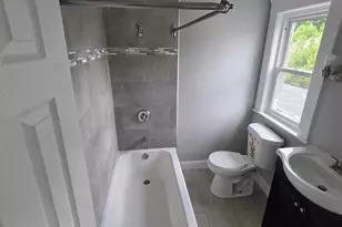 9 Pelham Ave, Methuen, MA 01844 - Photo 5