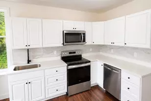 26 Maple St, Athol, MA 01331 - Photo 17