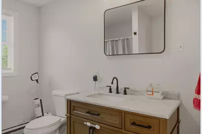 724 Woodman St, Fall River, MA 02724 - Photo 15