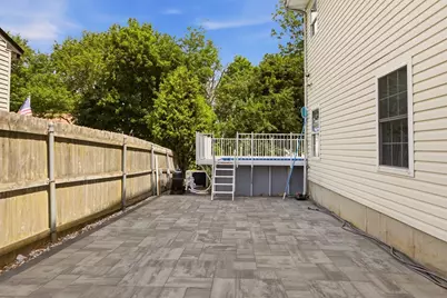 724 Woodman St, Fall River, MA 02724 - Photo 31